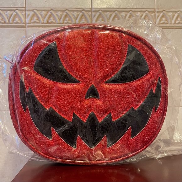 NEW LOVE PAIN & STITCHES 2-SIDED PUMPKIN KULT BAG RED GLITTER Purse Crossbody - Picture 1 of 12